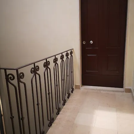 House Fabrizi דירה פסקרה