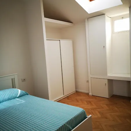 House Fabrizi Apartman *